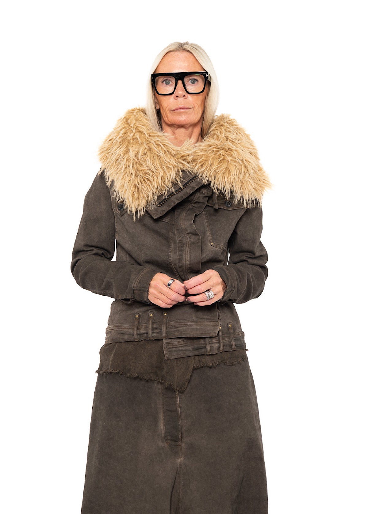 FITTED FAUX FUR-TRIM DENIM JACKET