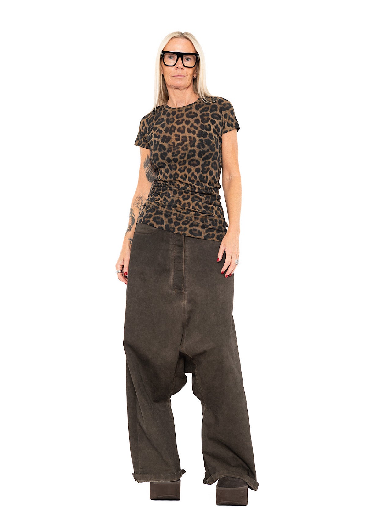 FITTED LEOPARD PRINT SHORT-SLEEVE T-SHIRT
