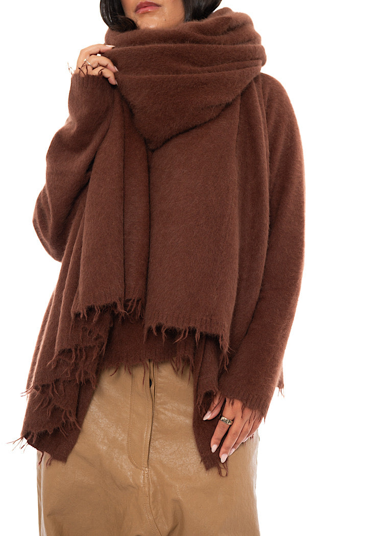 OVERSIZED FRAYED KNIT SCARF