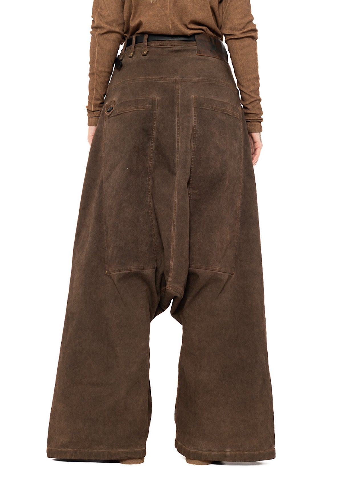 GARMENT-DYED OVERSIZED DENIM TROUSER