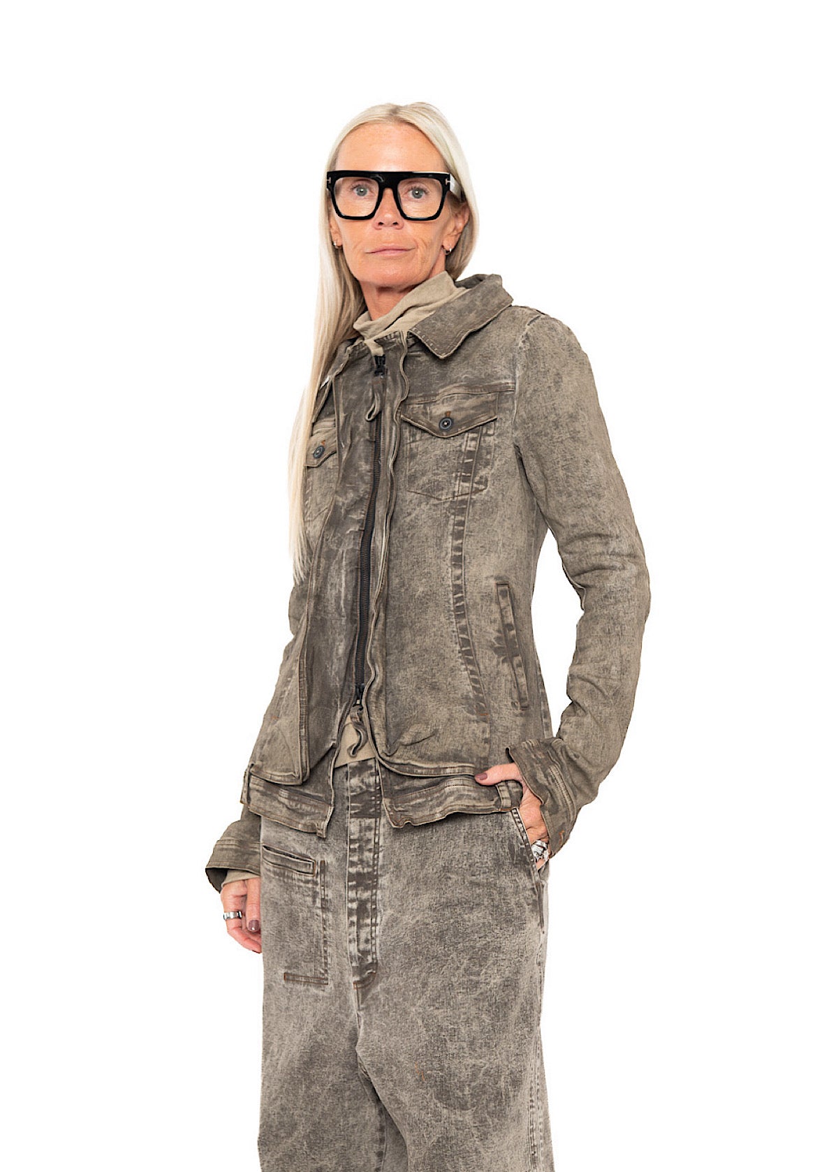 FITTED STRETCH DENIM JACKET