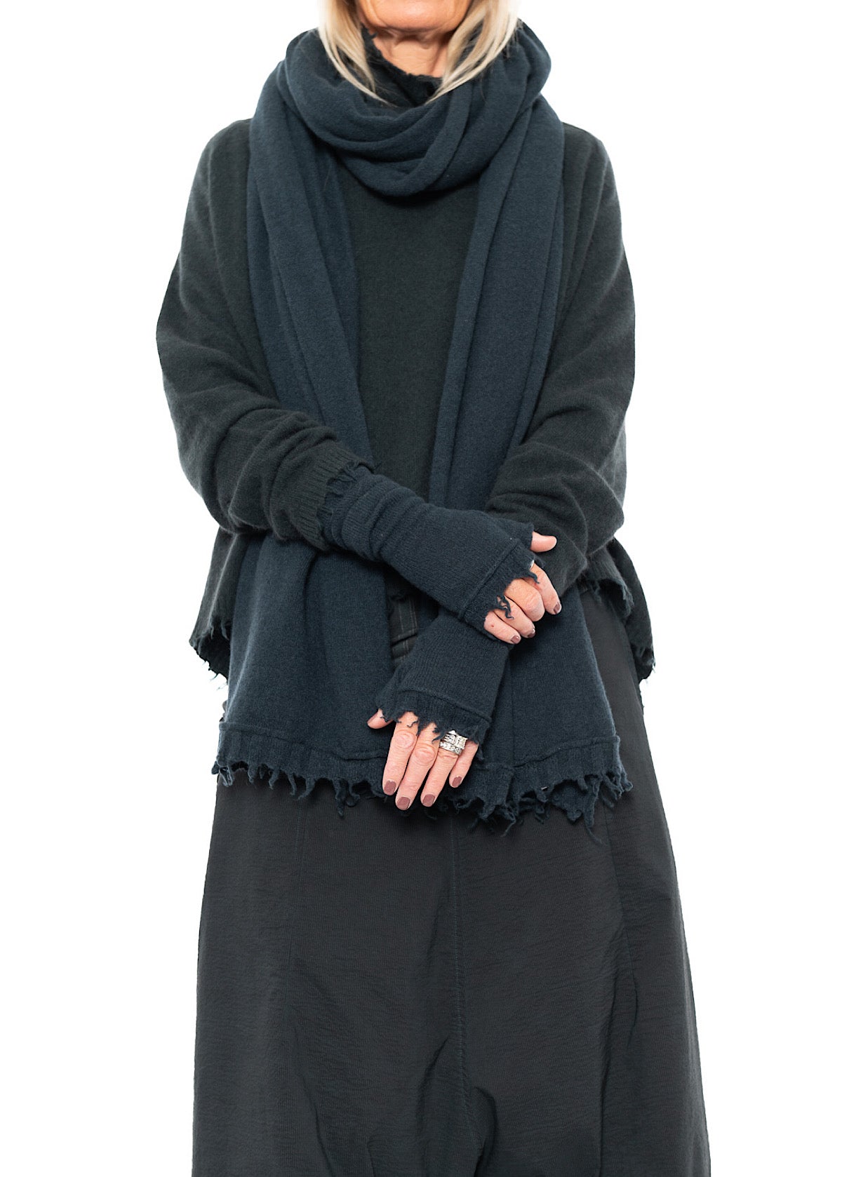 SIGNATURE CASHMERE FINGERLESS CUFF