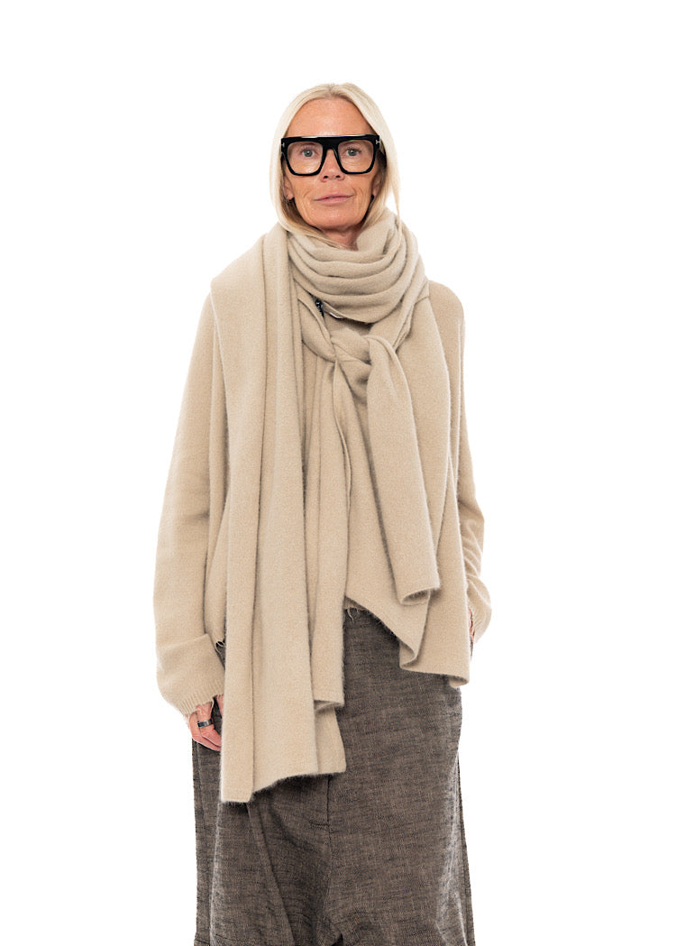 SIGNATURE RACCOON HAIR SCARF
