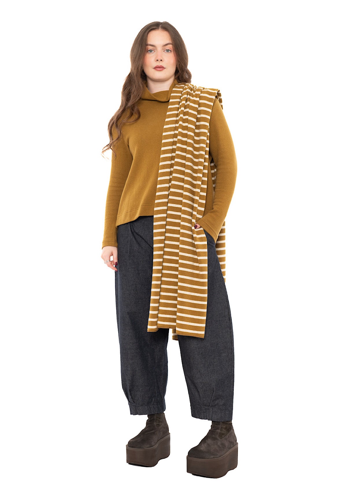 SIGNATURE STRIPED SEGOVIA SCARF