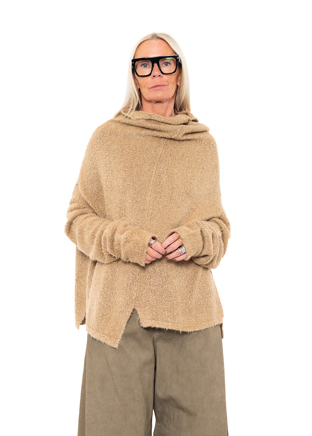 RELAXED SILK KNIT PULLOVER