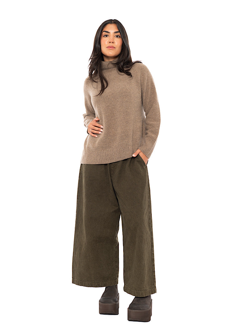GARMENT-DYED COTTON-LINEN WIDE TROUSER