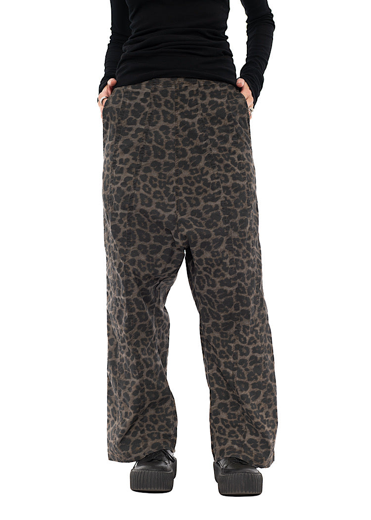 LEOPARD PRINT DROP CROTCH TROUSER