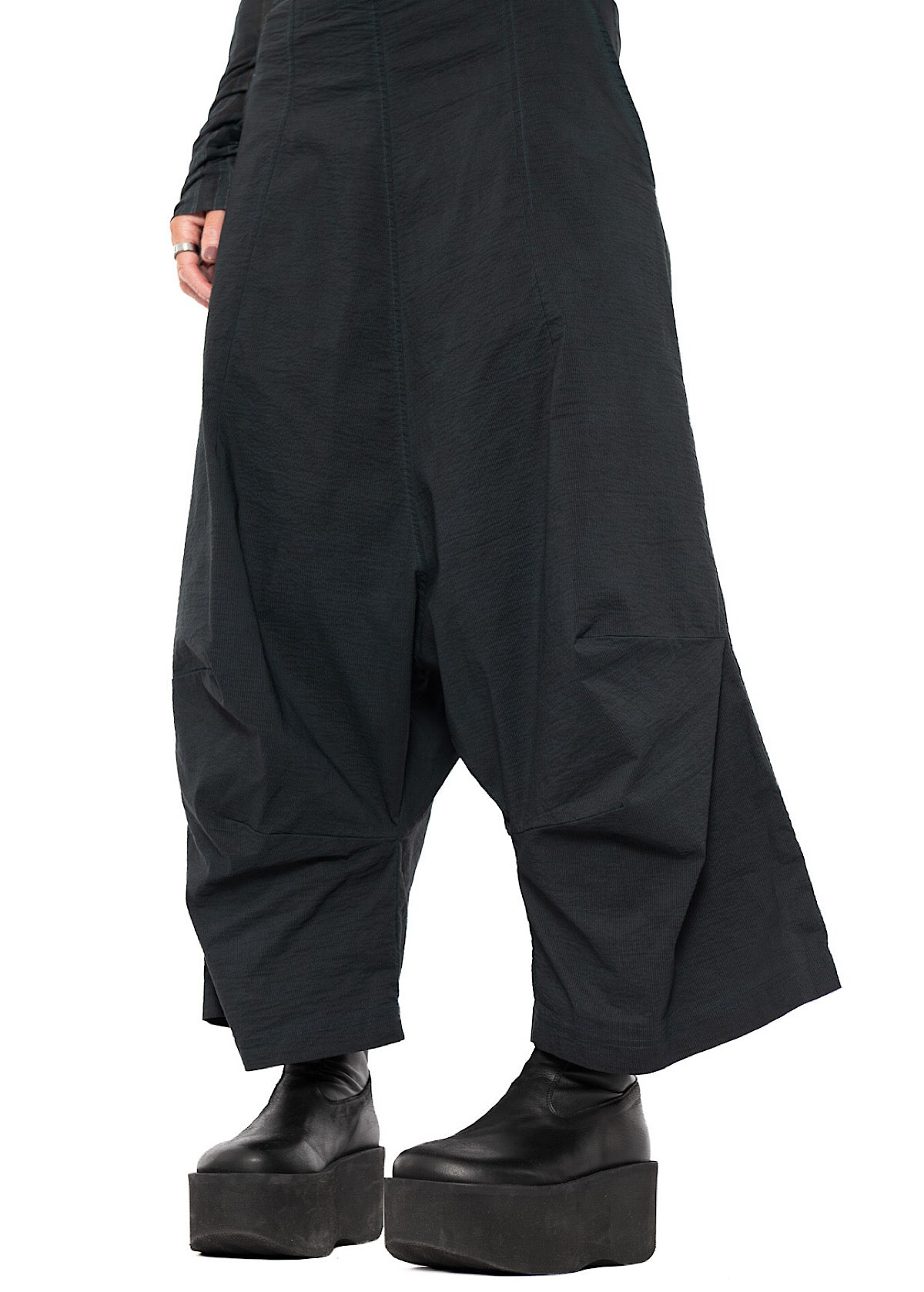 SIGNATURE DROP CROTCH STRETCH TROUSER