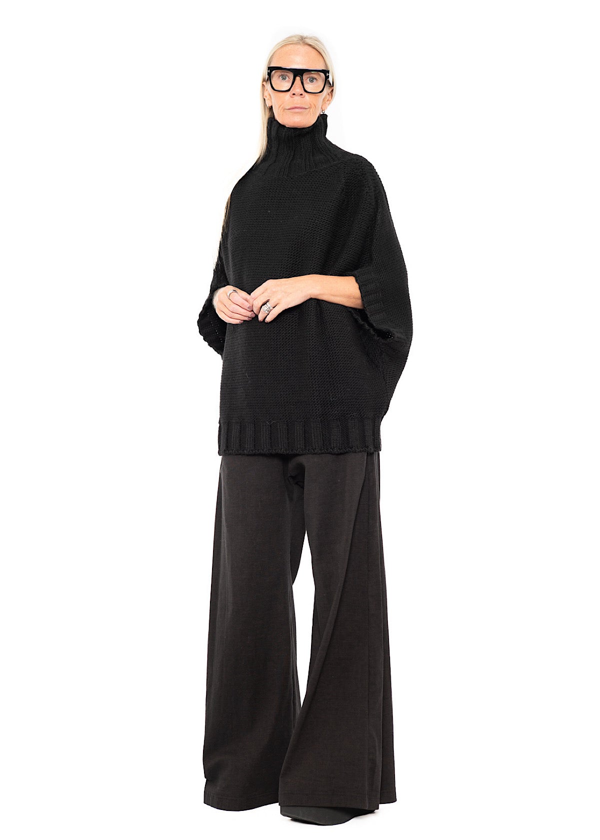 HIGH NECK KNITTED PULLOVER