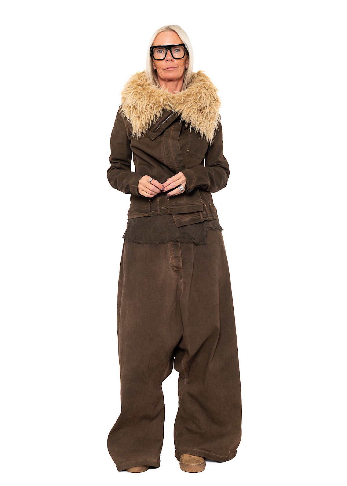 FITTED FAUX FUR-TRIM DENIM JACKET