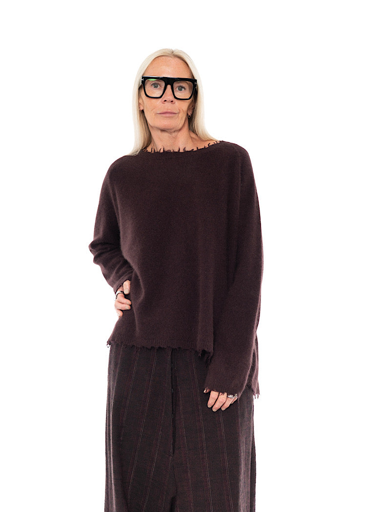 DISTRESSED MERINO RACCOON PULLOVER