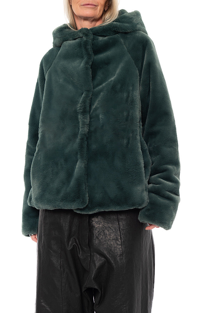 CROPPED HOODED FAUX FUR JACKET
