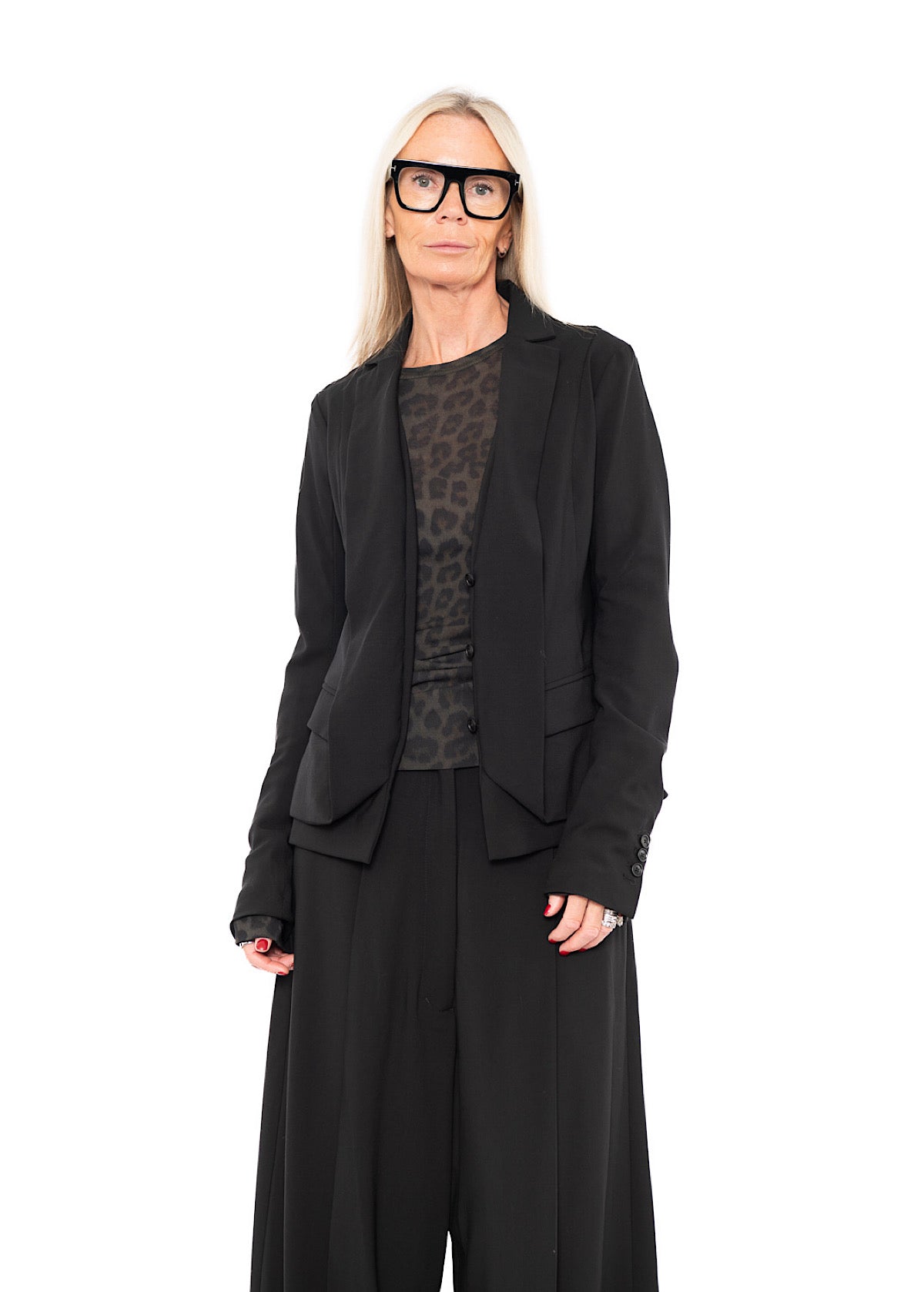 TAILORED WOOL BLAZER