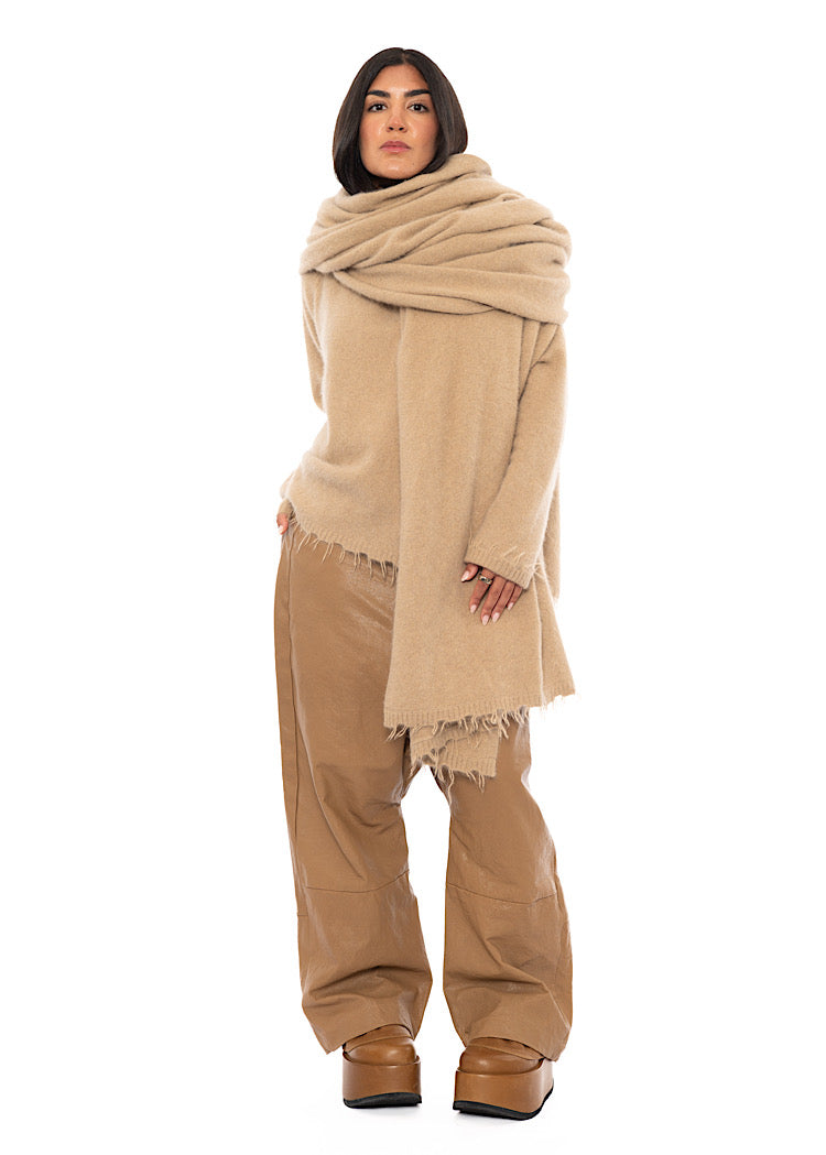 OVERSIZED FRAYED KNIT SCARF