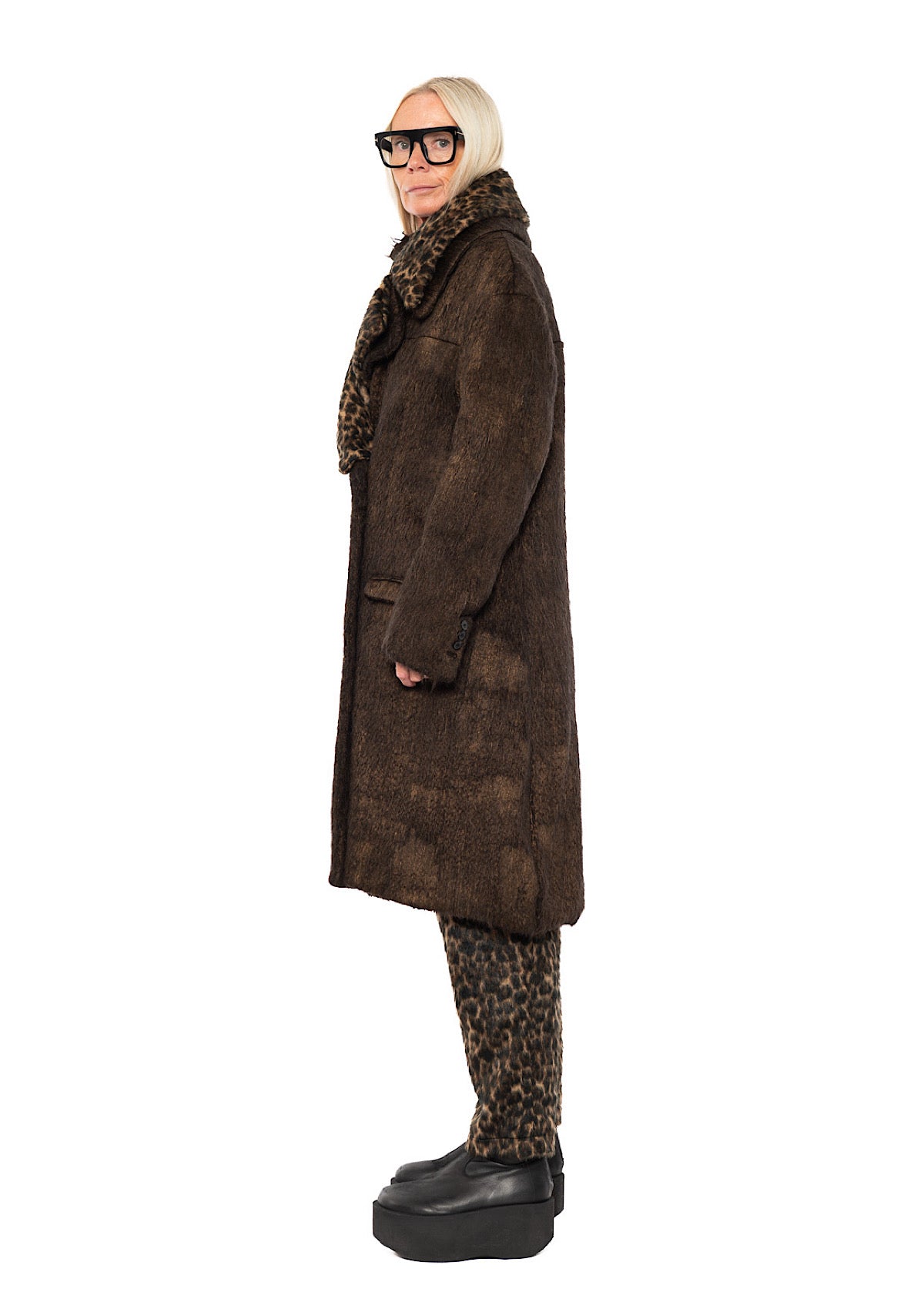 OVERSIZED LONG-HAIR WOOL COAT WITH DETACHABLE LEOPARD COLLAR