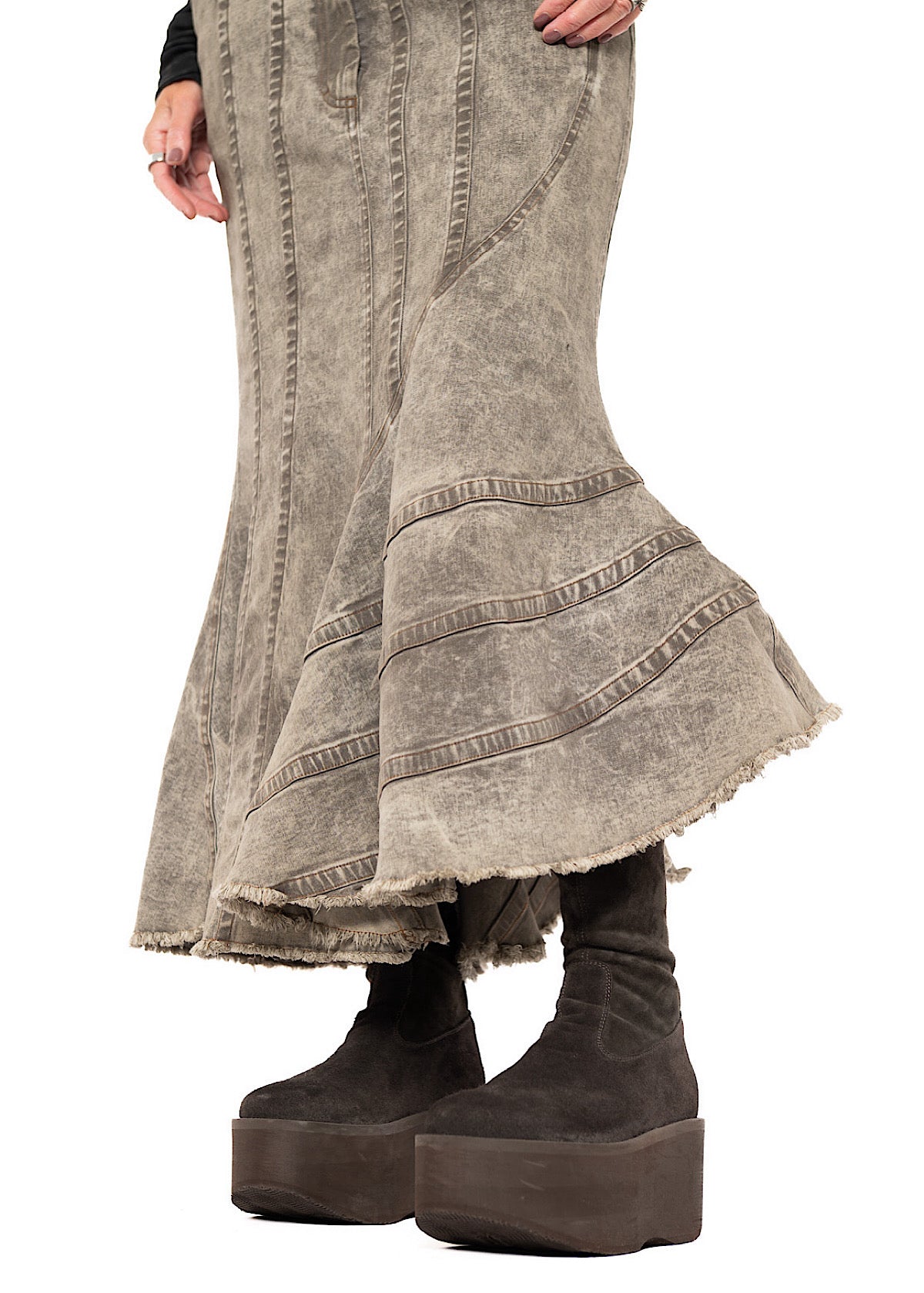FISHTAIL STRETCH DENIM SKIRT