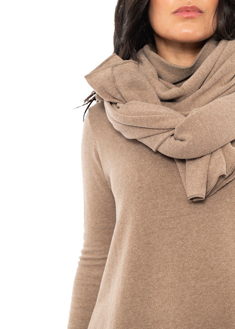 SIGNATURE SEGOVIA SCARF