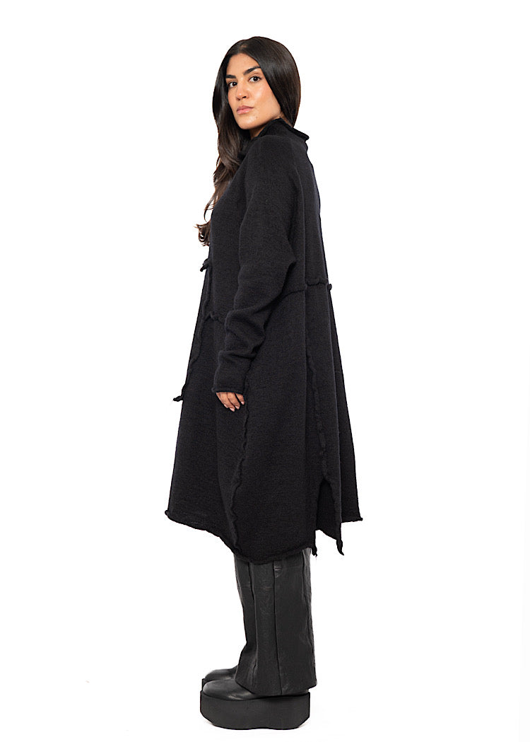 OVERSIZED WOOL KNITTED DRESS