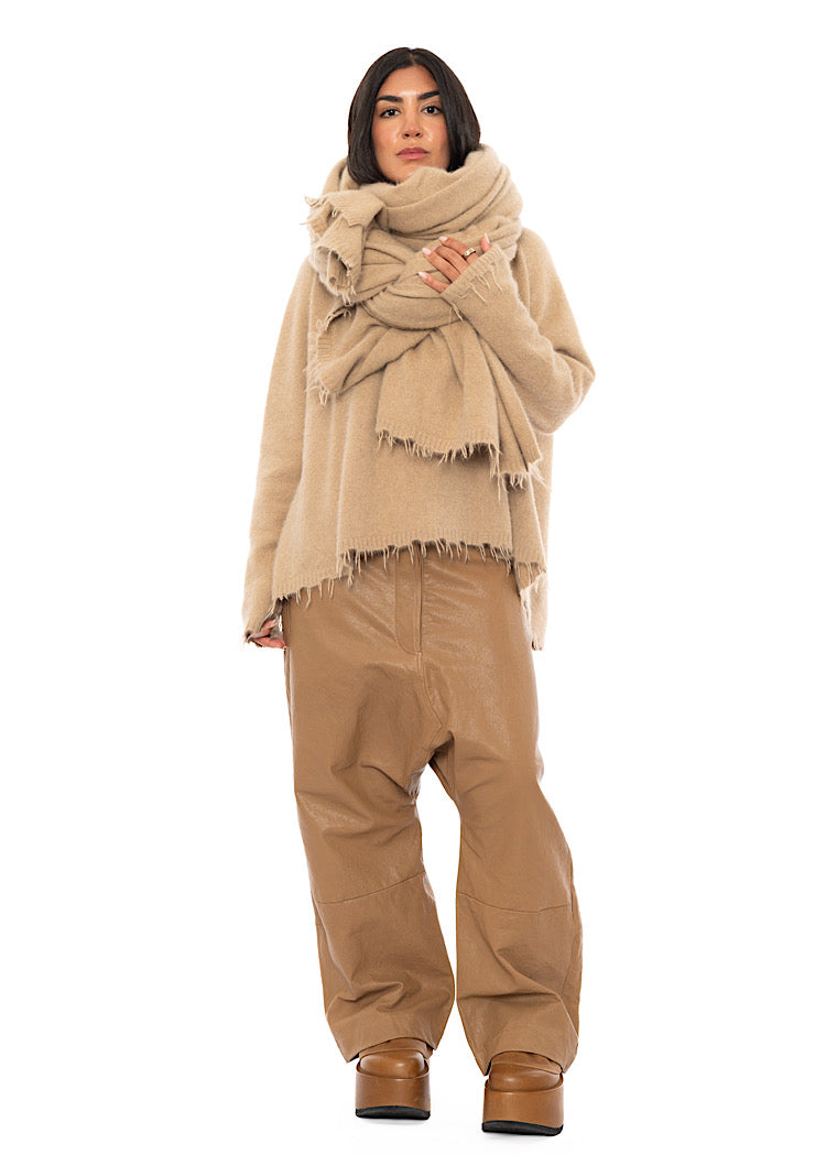 OVERSIZED FRAYED KNIT SCARF