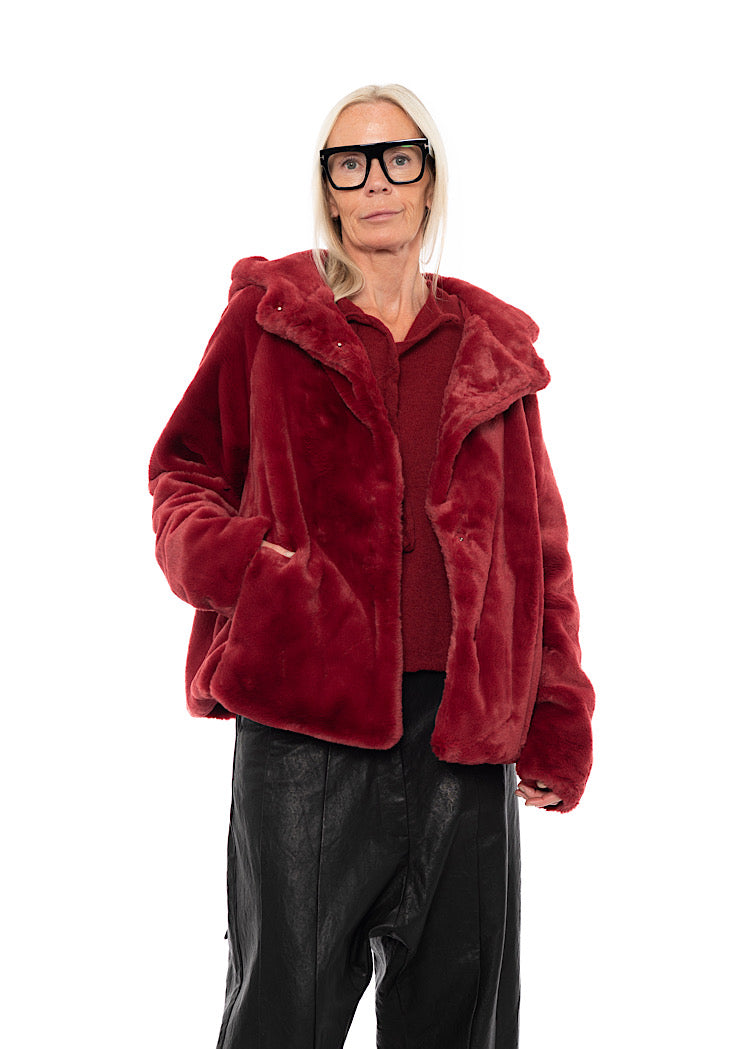CROPPED HOODED FAUX FUR JACKET