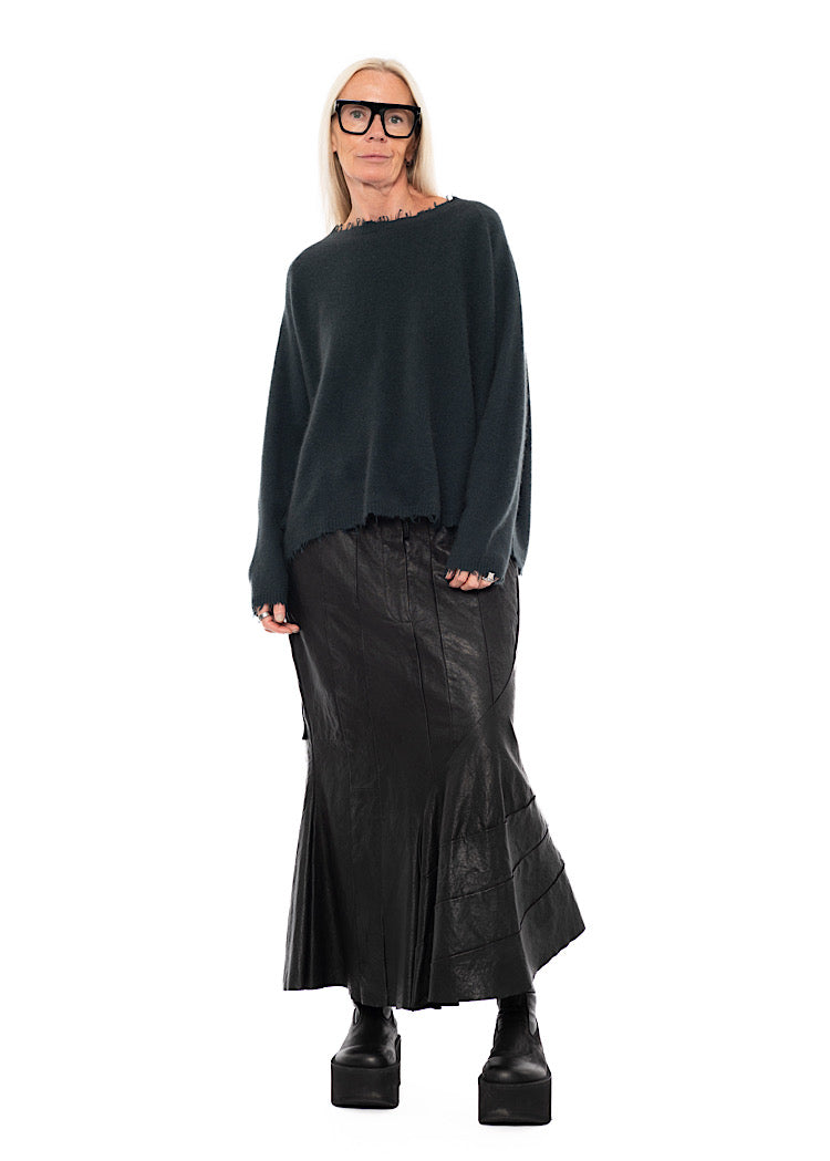 DISTRESSED MERINO RACCOON PULLOVER