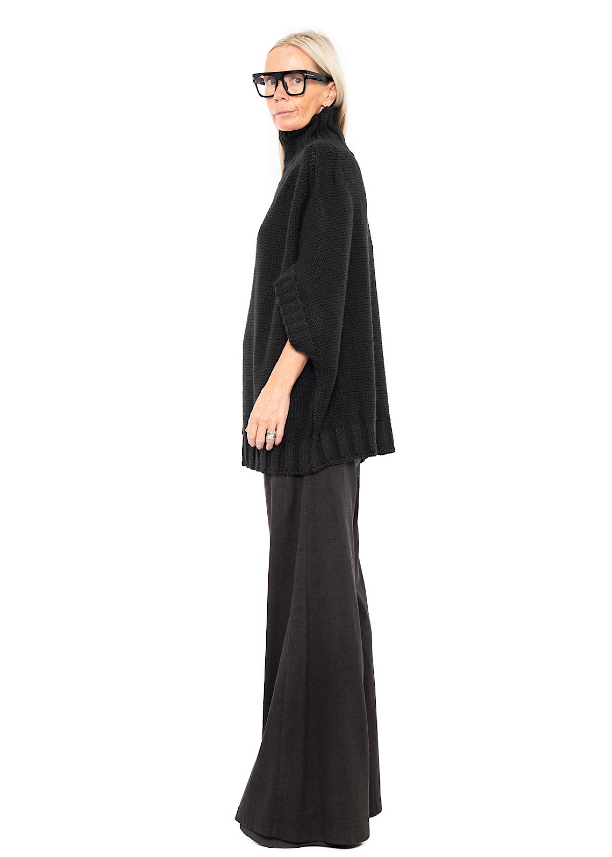 HIGH NECK KNITTED PULLOVER