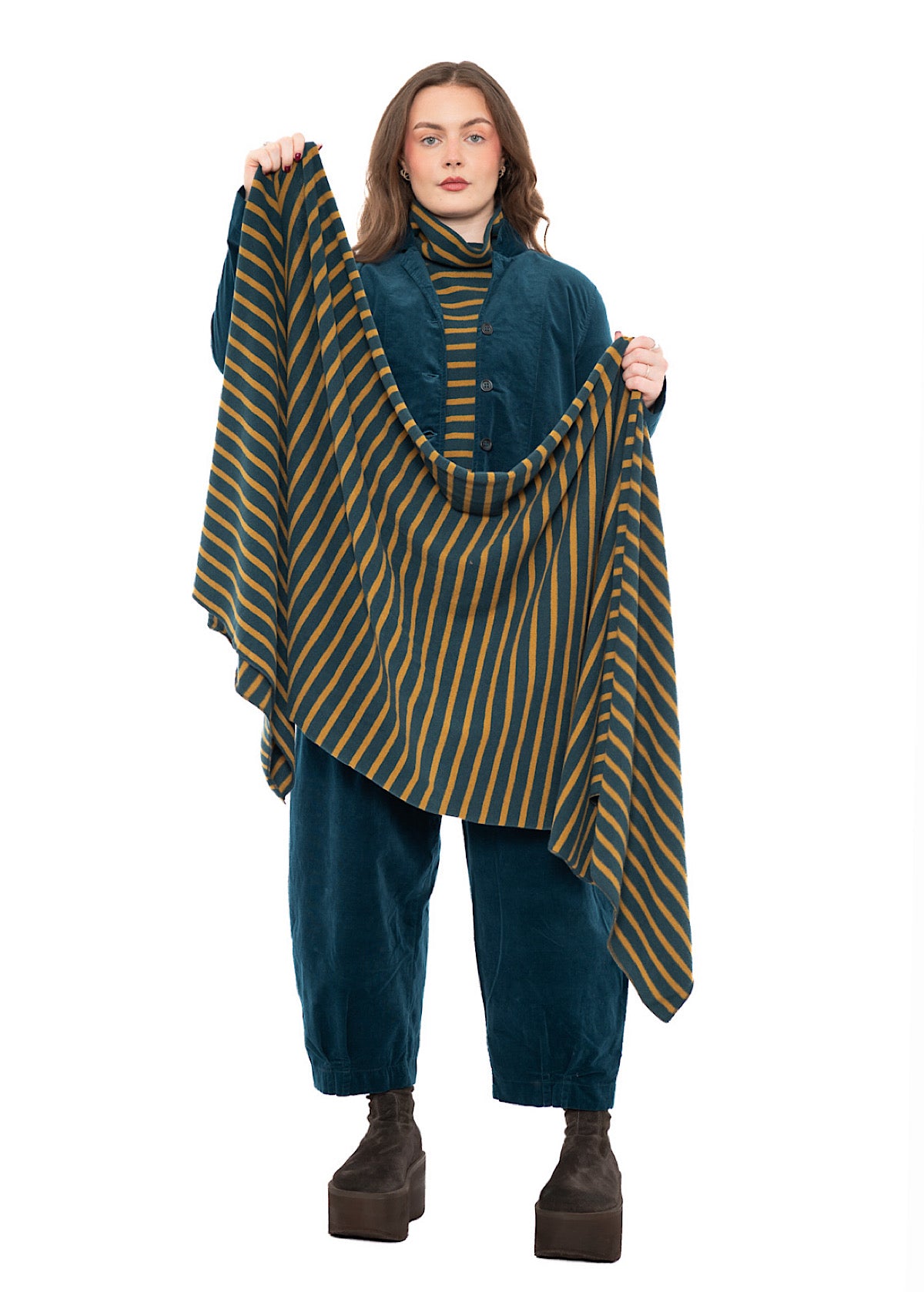SIGNATURE STRIPED SEGOVIA SCARF