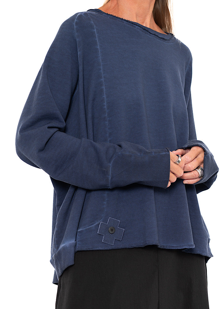 CLASSIC RELAXED BOXY PULLOVER