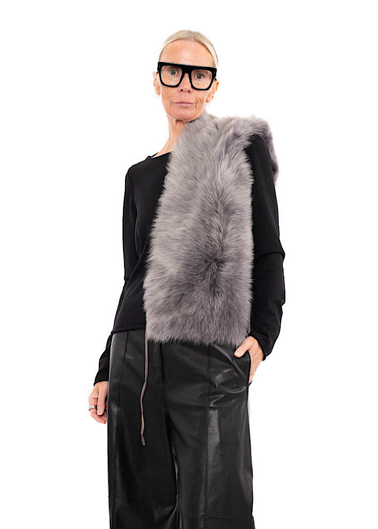 DOM GOOR FUR SCARF