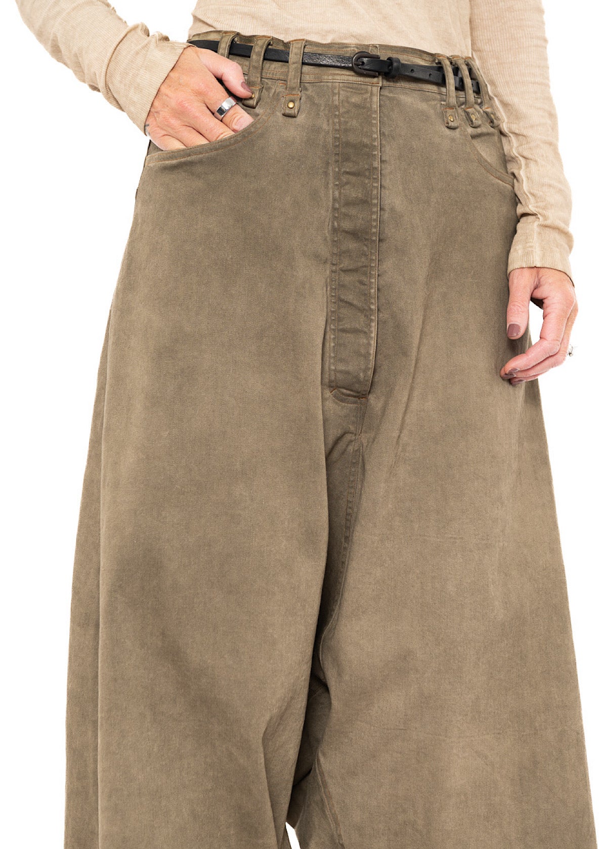 GARMENT-DYED OVERSIZED DENIM TROUSER