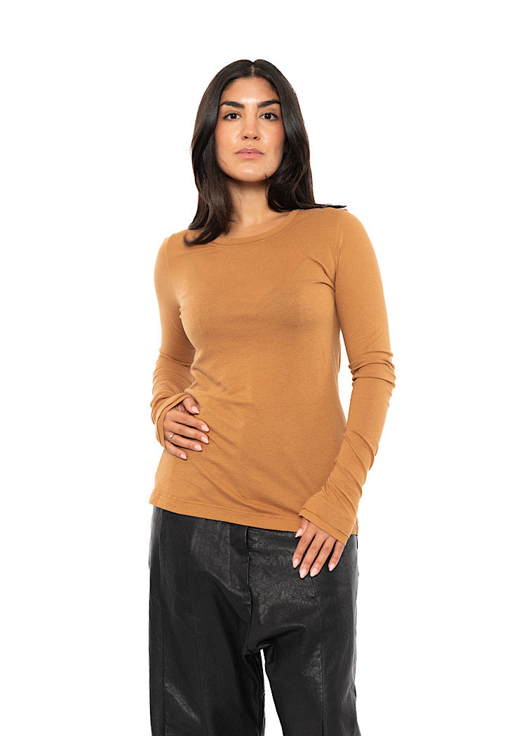 LONG SLEEVE ESSENTIAL T-SHIRT