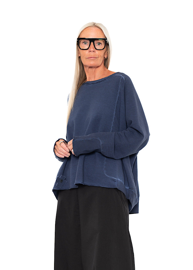 CLASSIC RELAXED BOXY PULLOVER