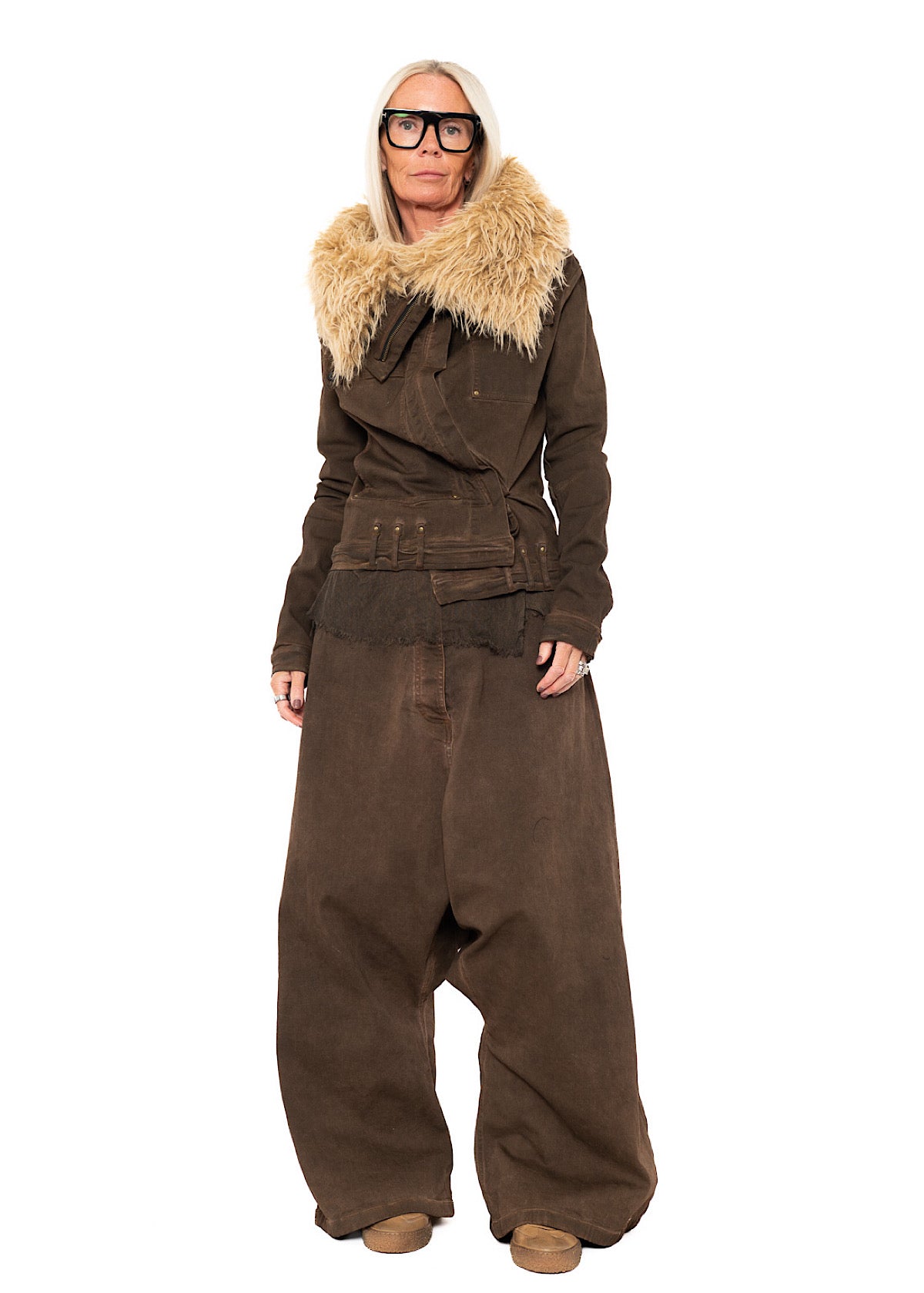 FITTED FAUX FUR-TRIM DENIM JACKET