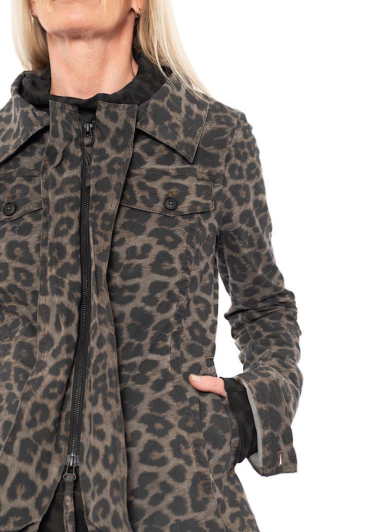 LEOPARD PRINT STRETCH JACKET