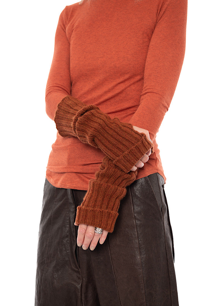 FINGERLESS CUFF
