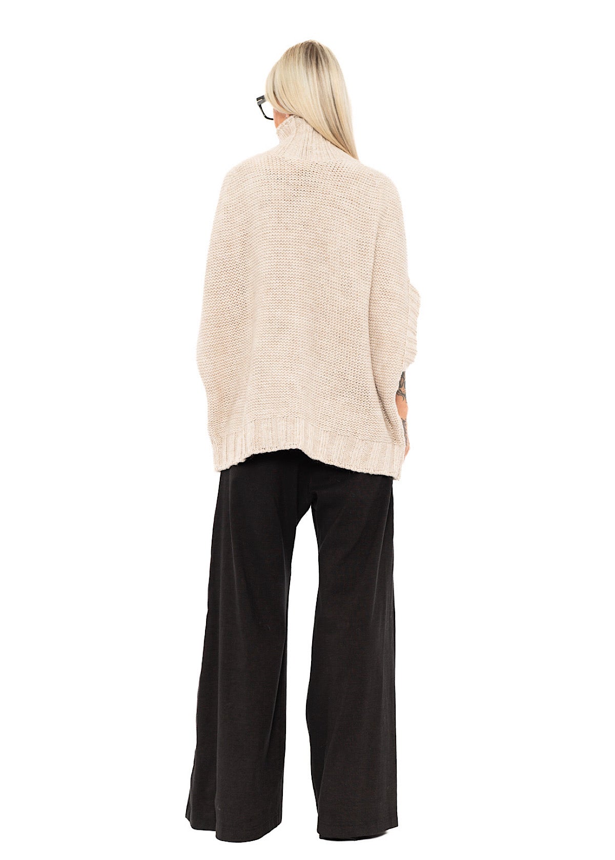 HIGH NECK KNITTED PULLOVER