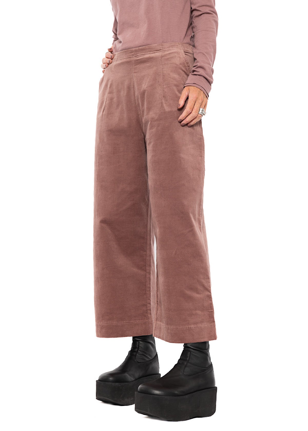 STRETCH-VELVET WIDE LEG TROUSER