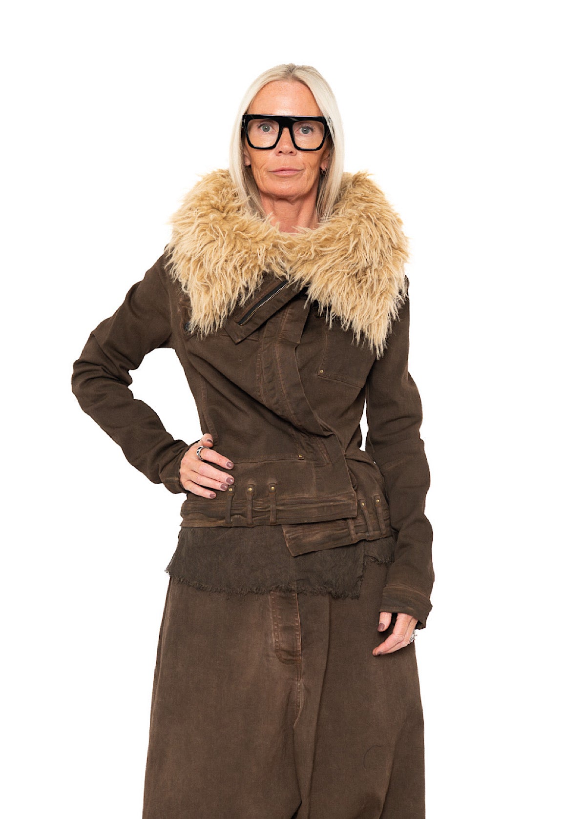FITTED FAUX FUR-TRIM DENIM JACKET