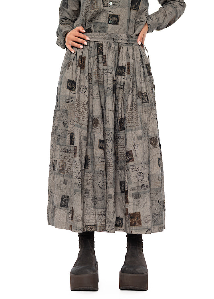 CRINKLE-COTTON TRAVEL PRINT SKIRT