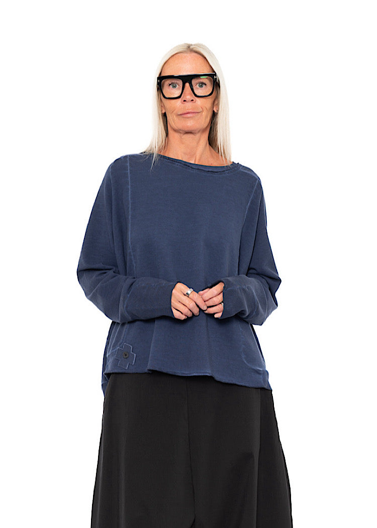 CLASSIC RELAXED BOXY PULLOVER