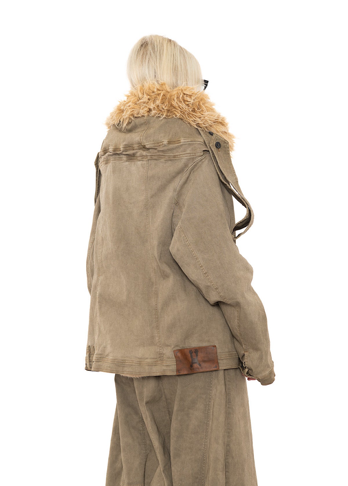 OVERSIZED FAUX FUR-TRIM DENIM JACKET