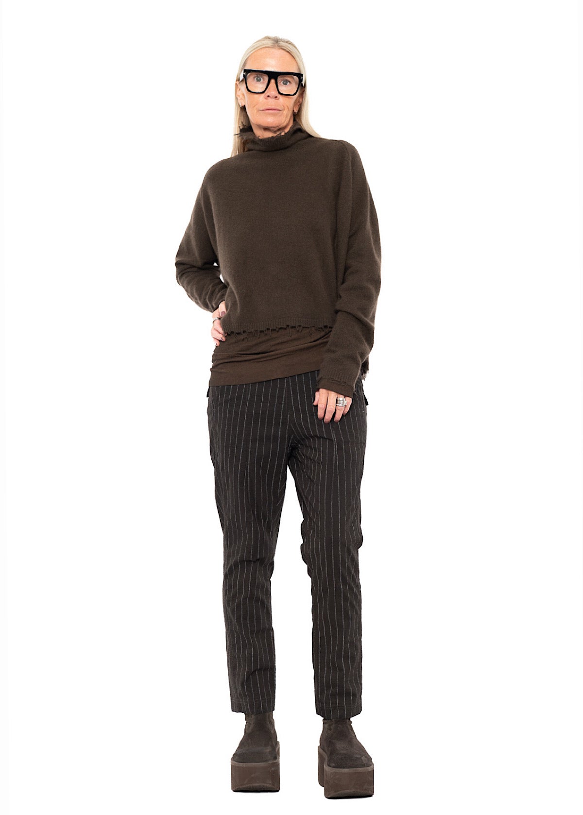 TAPERED PINSTRIPE STRETCH TROUSER