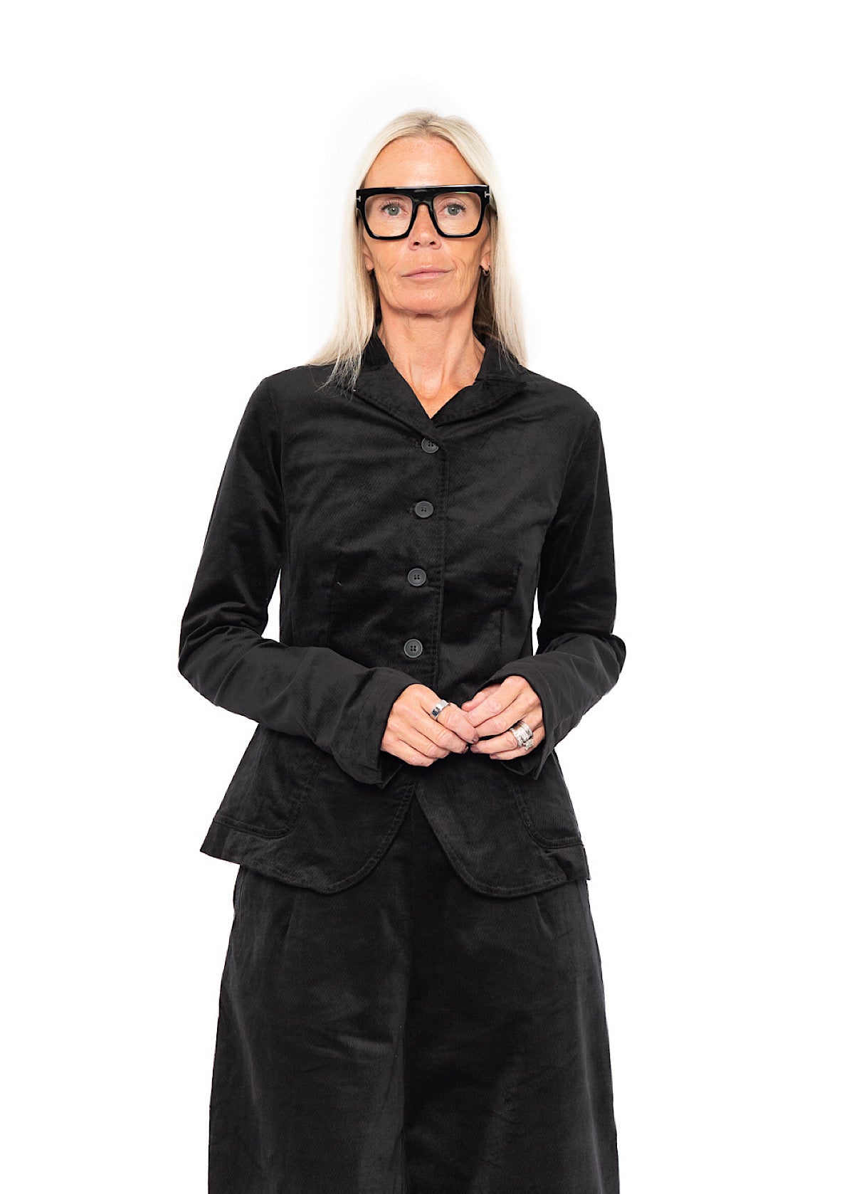 TAILORED STRETCH-VELVET JACKET
