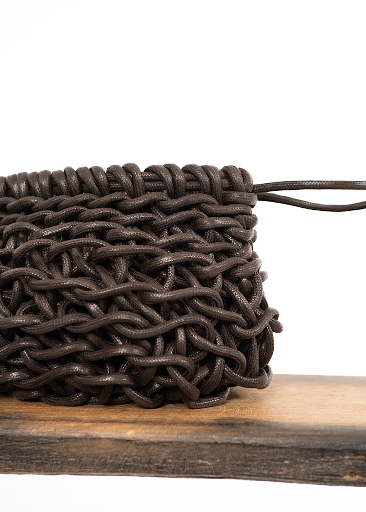 ALIENINA VERO CLUTCH BAG