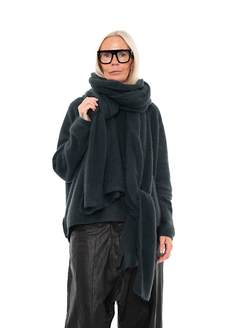 SIGNATURE RACCOON HAIR SCARF