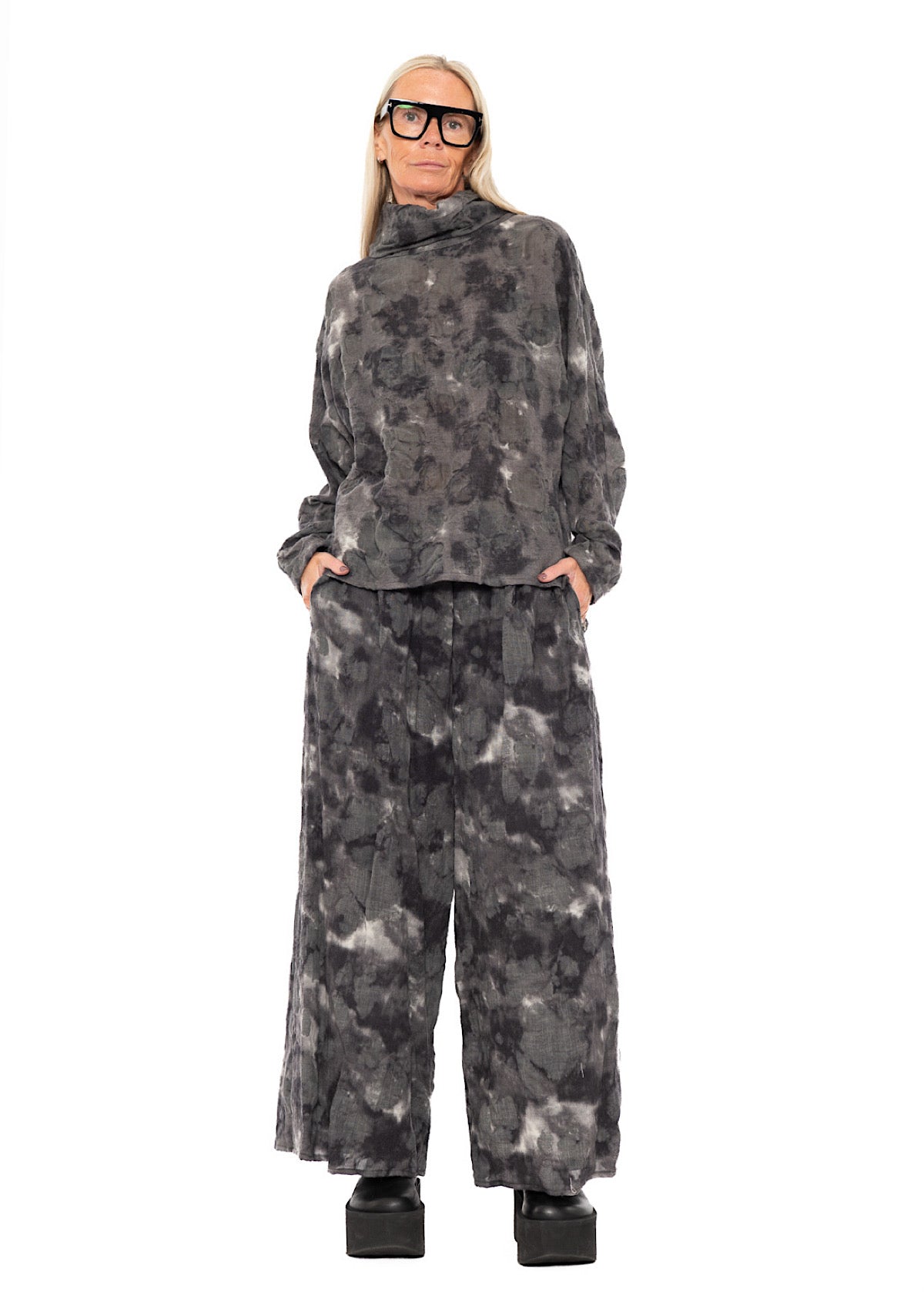 TEXTURED WIDE LEG TROUSER