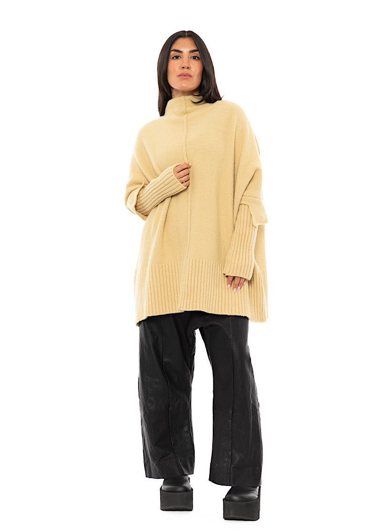 OVERSIZED KNITTED TUNIC