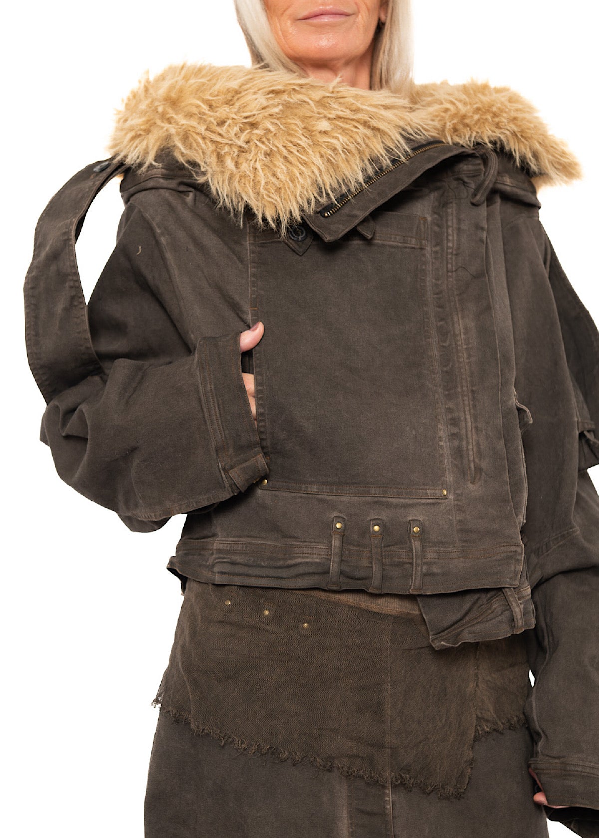 CROPPED FAUX FUR-TRIM DENIM JACKET