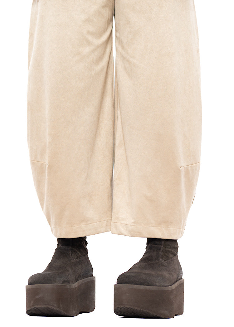FAUX SUEDE BALLOON TROUSER