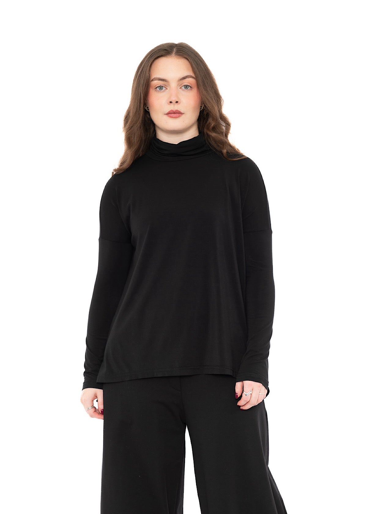 RELAXED STRETCH-FIT SUZANNE T-SHIRT